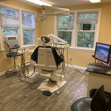 Dental Chair with all monitoring equipment