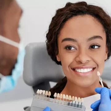 How Do You Remove Yellow Stains from Dental Veneers?
